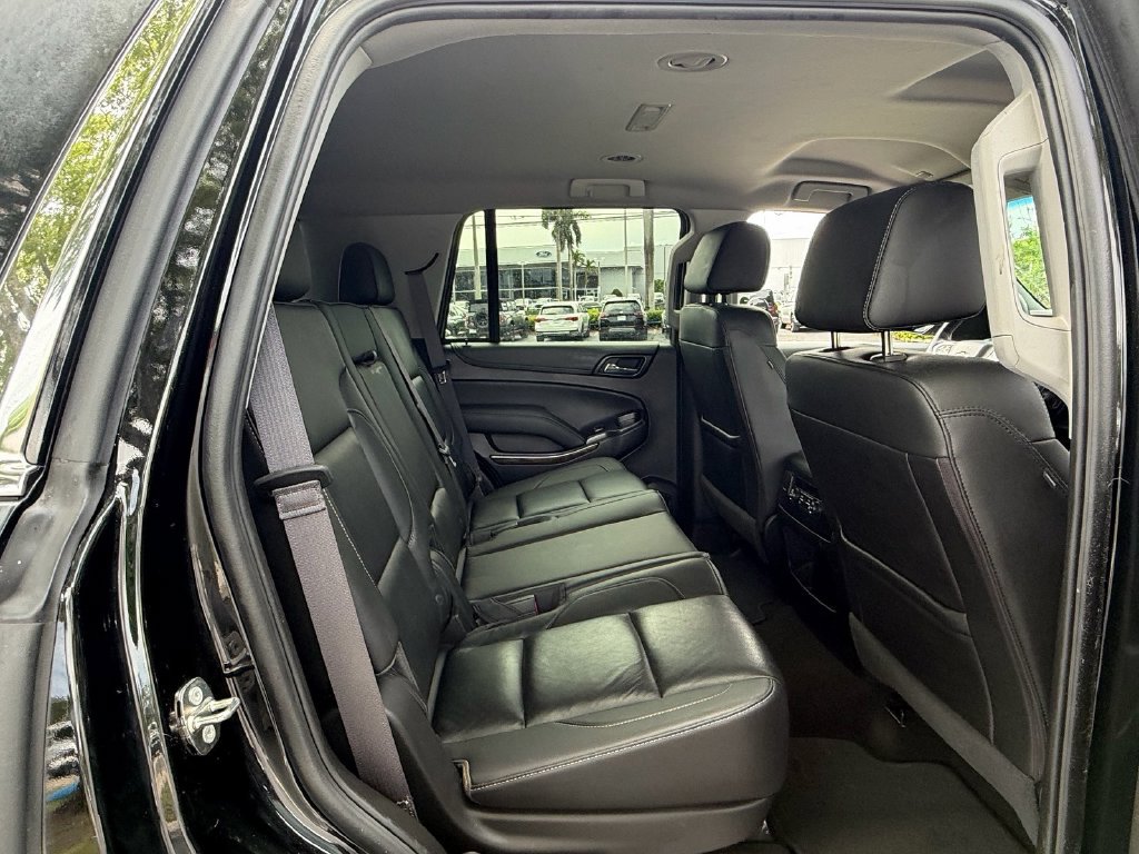 Used 2017 Chevrolet Tahoe LT w/ Luxury Package RWD image 18