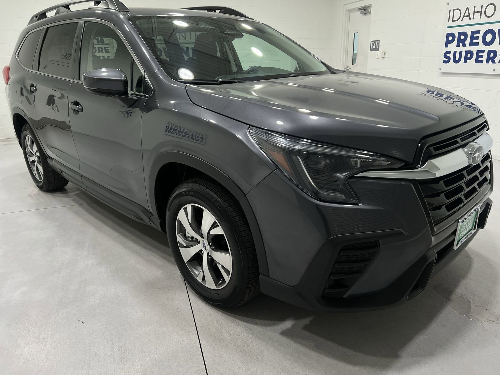 Certified 2024 Subaru Ascent Premium w/ Convenience Package image 2