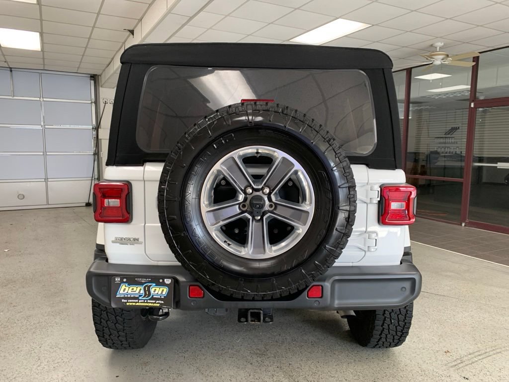Used 2021 Jeep Wrangler Unlimited Sahara AWD/4WD image 6