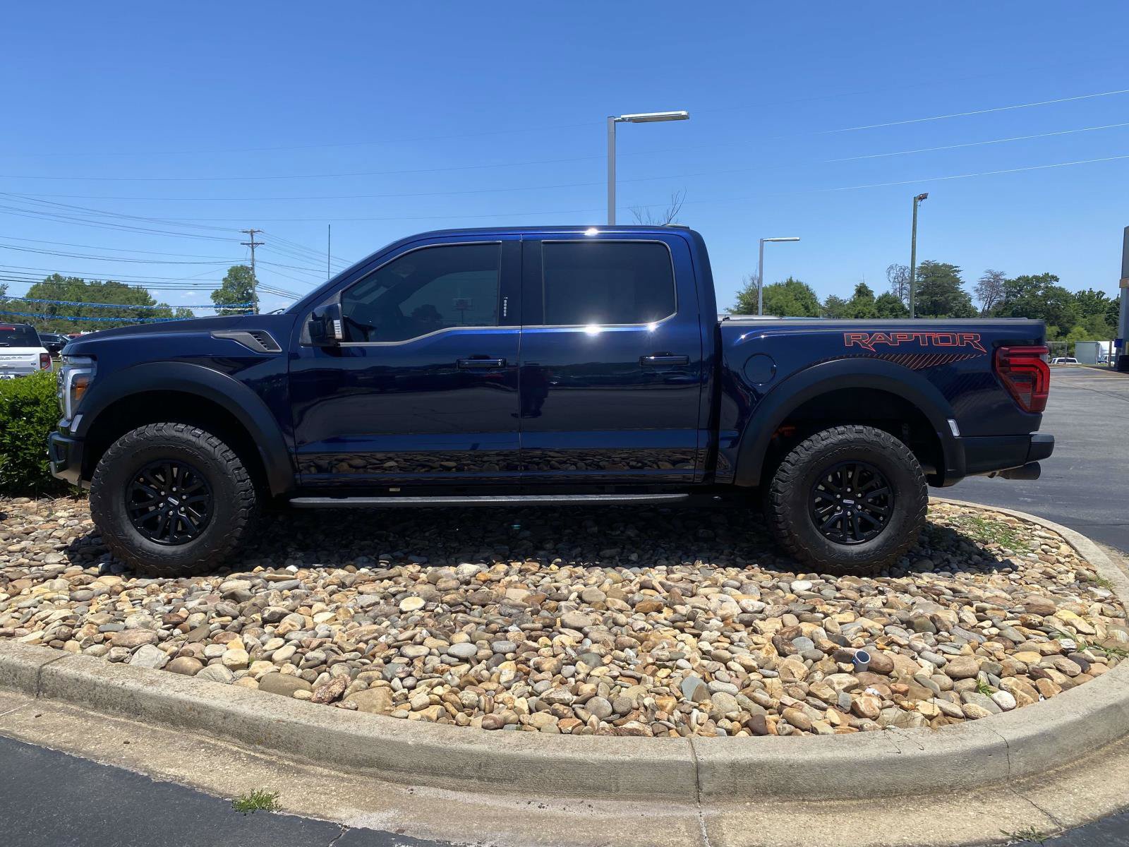 Certified 2024 Ford F150 Raptor AWD/4WD image 4