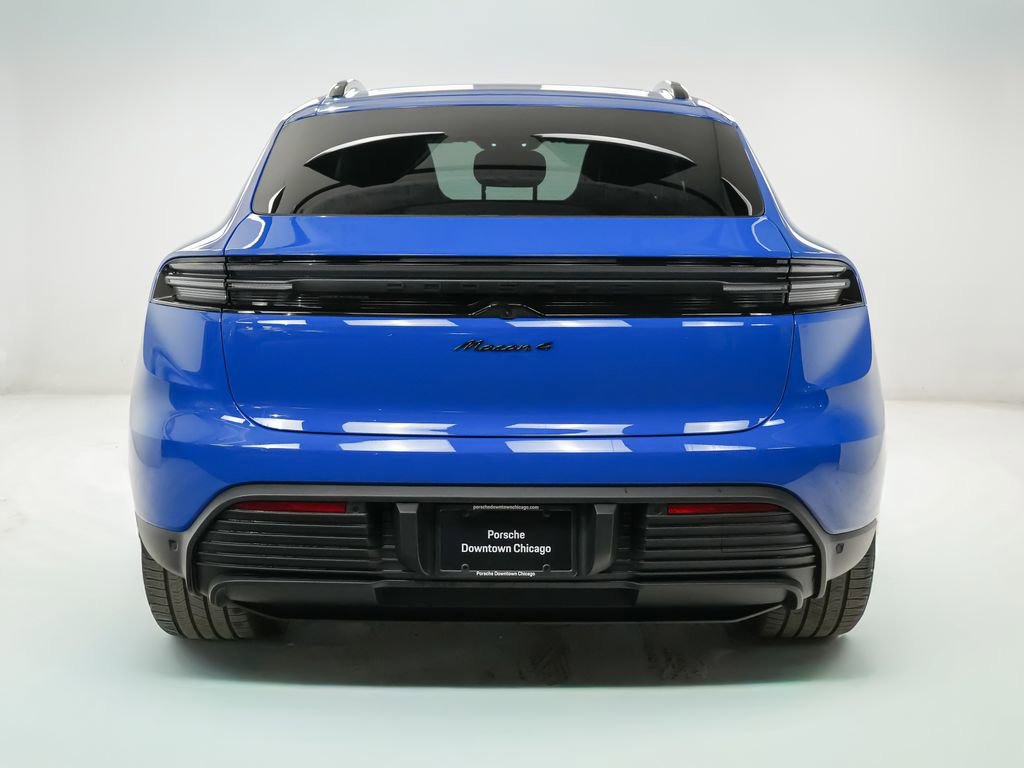 New 2026 Porsche Macan 4 Electric image 11