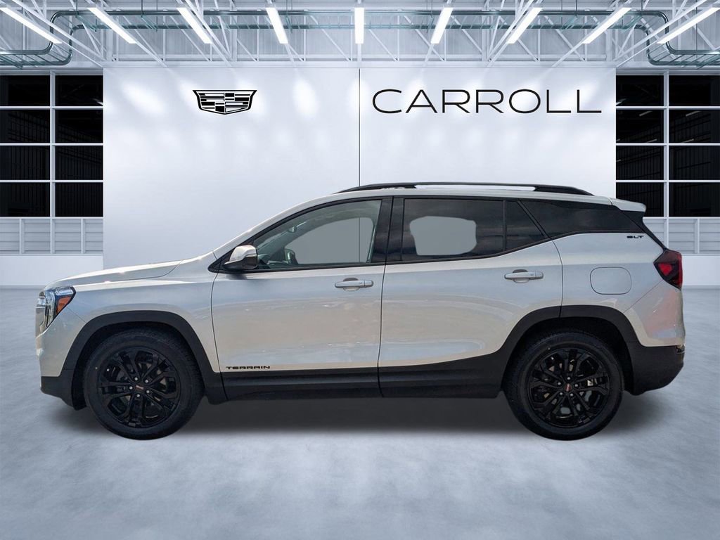 Used 2022 GMC Terrain SLT w/ Infotainment Package II image 7