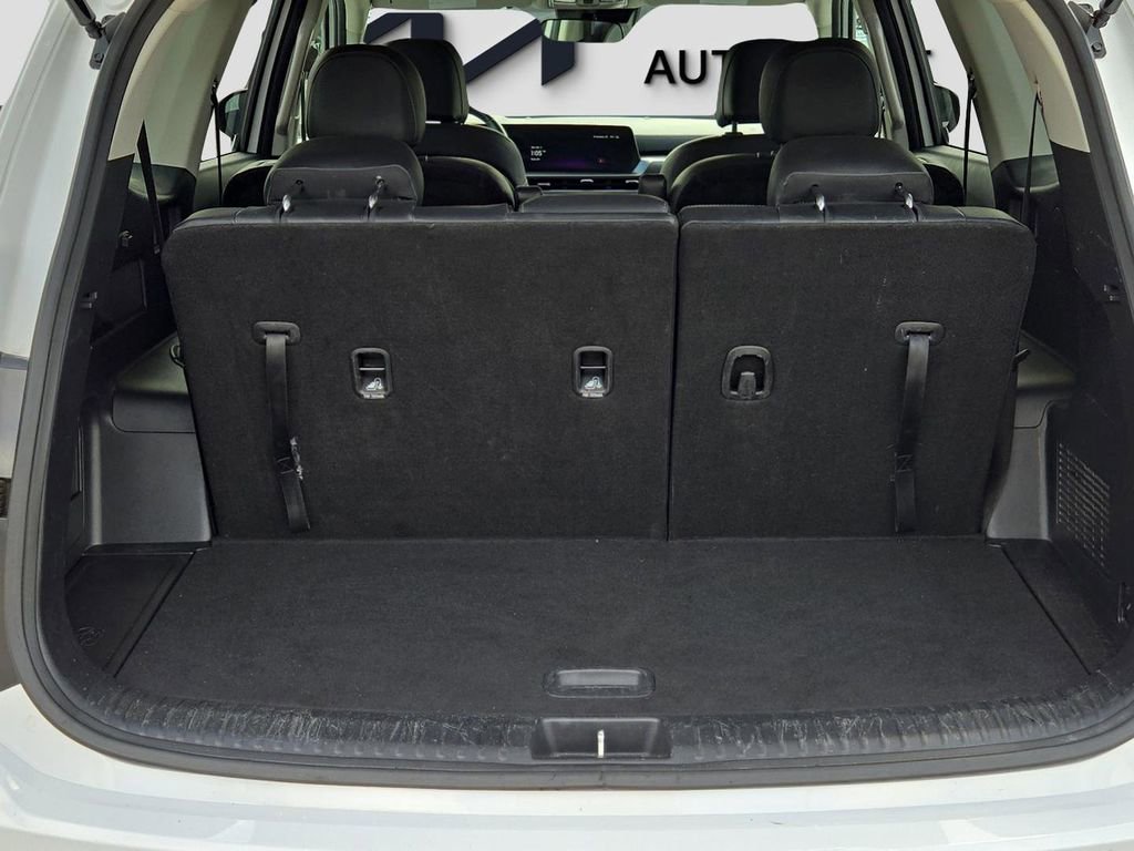 Certified 2024 Kia Telluride S w/ S Sunroof Package image 11