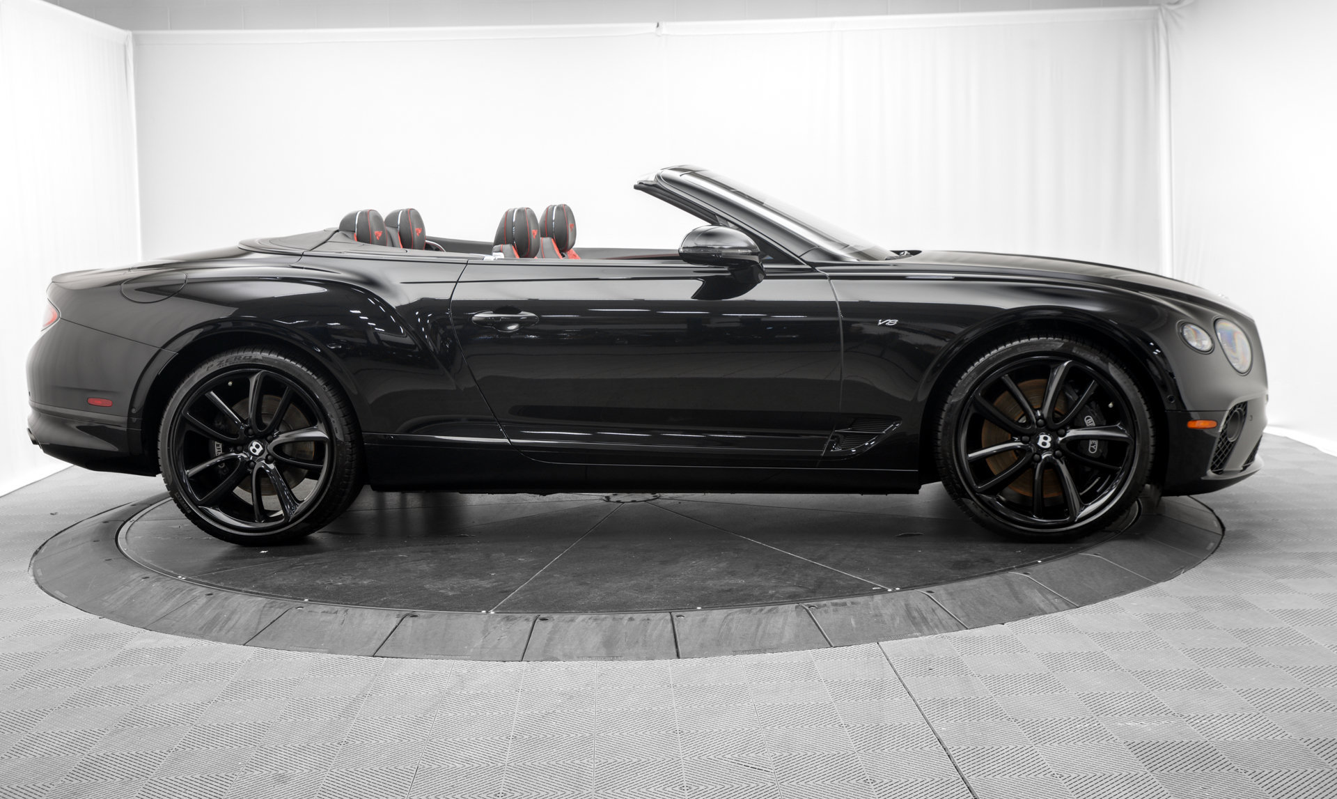 Certified 2022 Bentley Continental GT AWD/4WD image 5