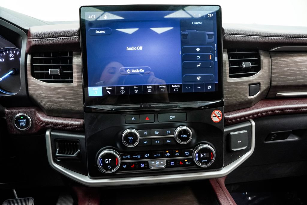 Used 2023 Ford Expedition Limited RWD image 29