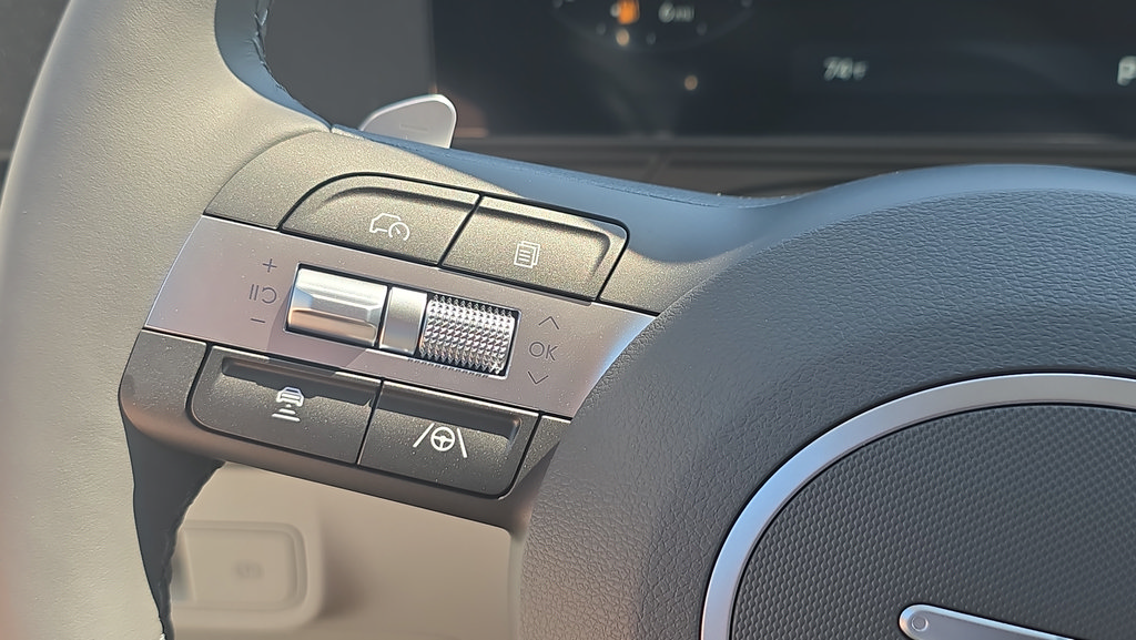 New 2026 Hyundai Kona Limited FWD image 23
