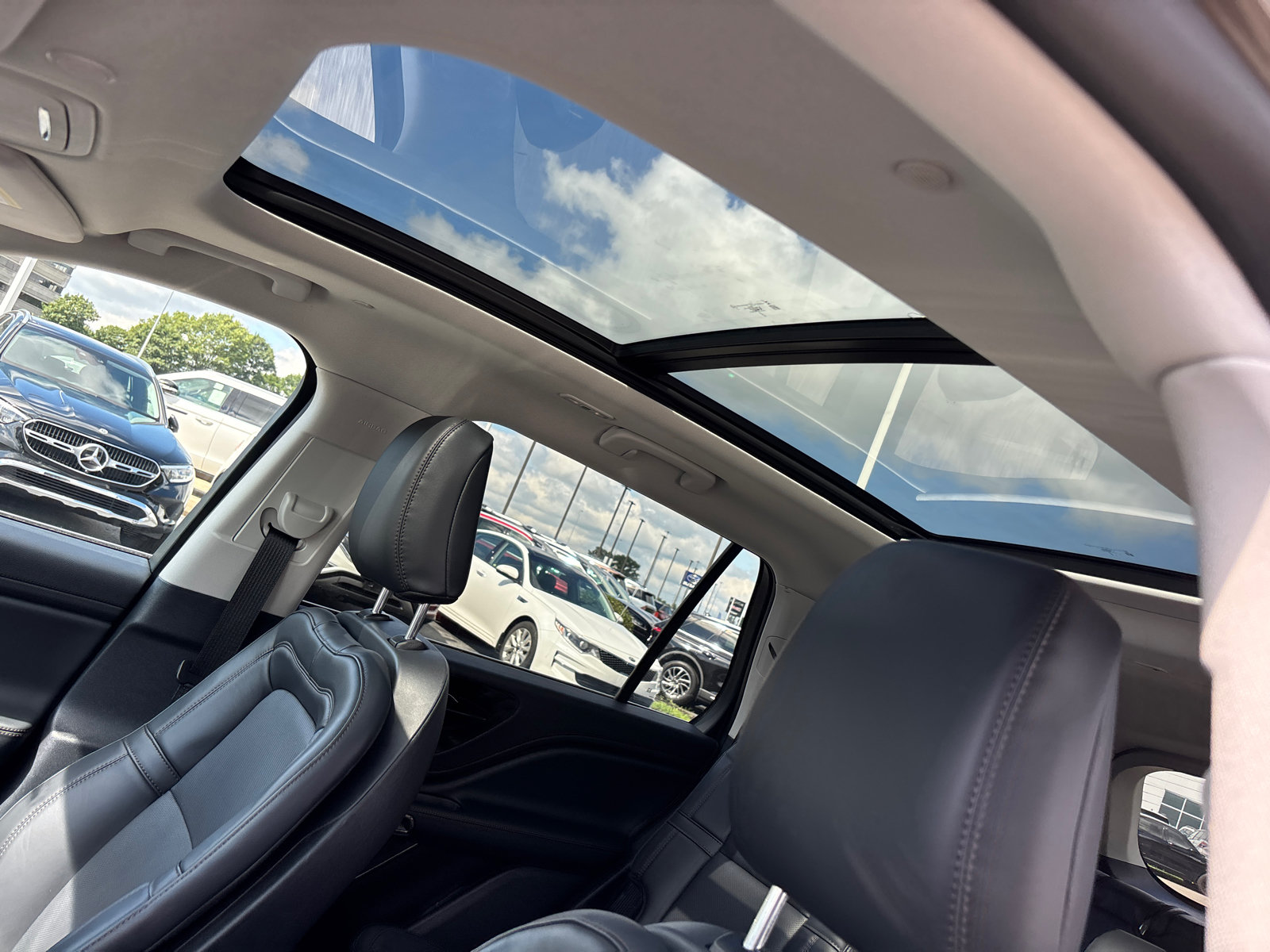 New 2026 Lincoln Aviator Reserve AWD/4WD image 25