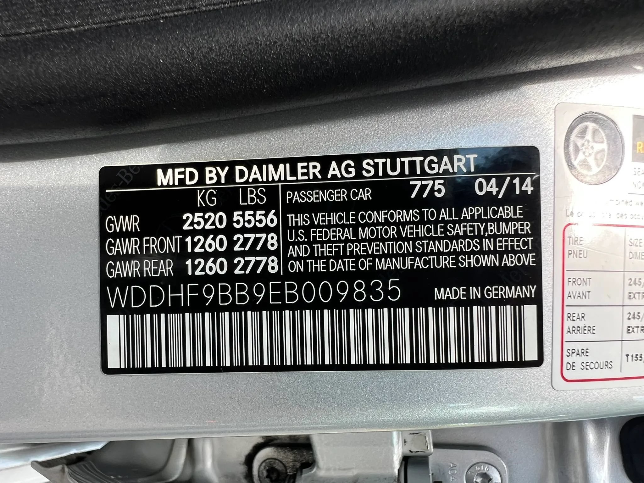 Used 2014 Mercedes-Benz E 550 4MATIC Sedan w/ Premium 1 Package image 54
