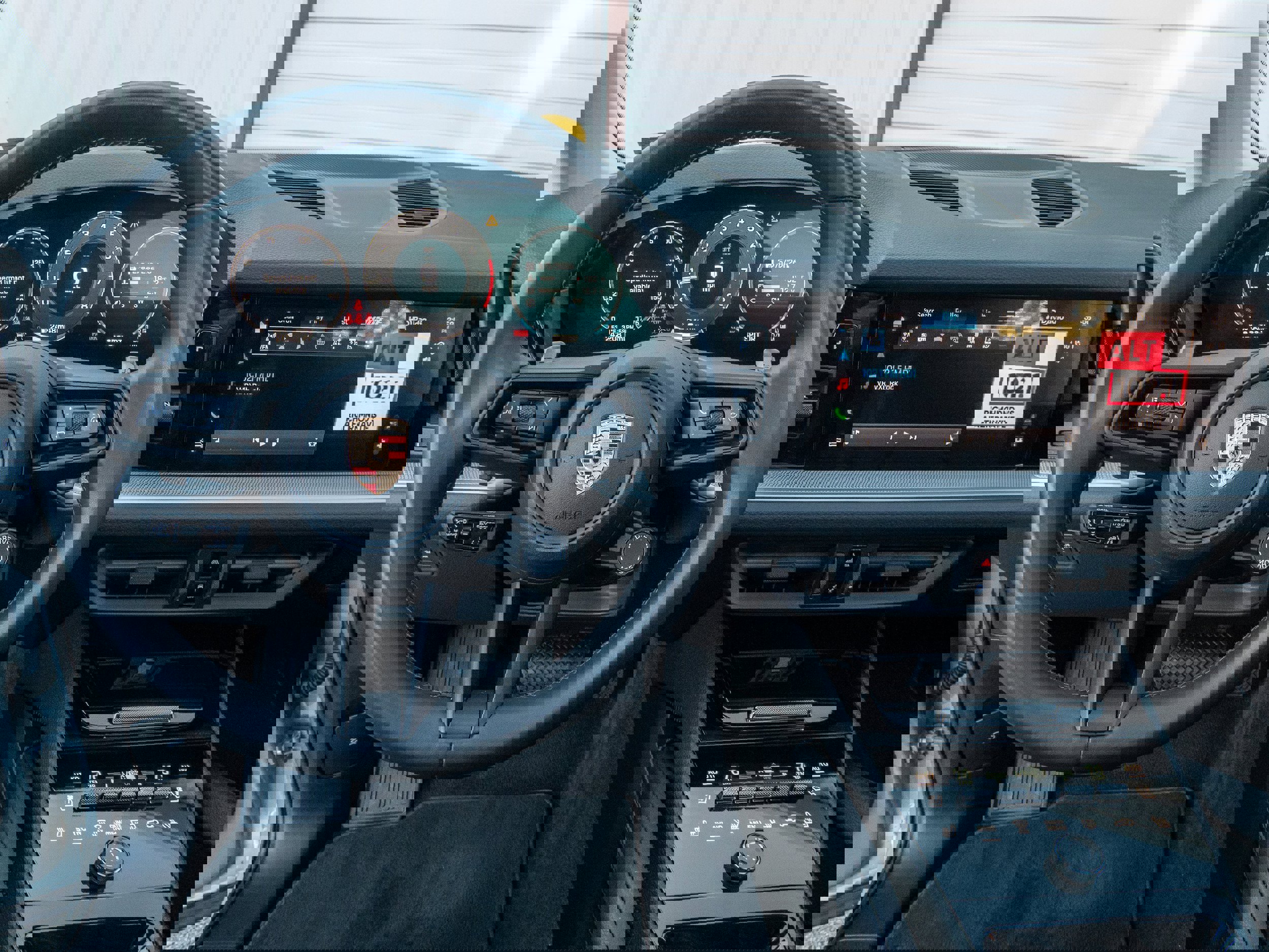 Certified 2024 Porsche Cayenne w/ Premium Package Plus (PFM) image 19