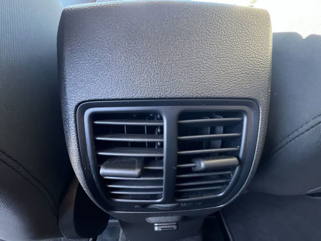 Used 2018 Ford Escape SE image 20