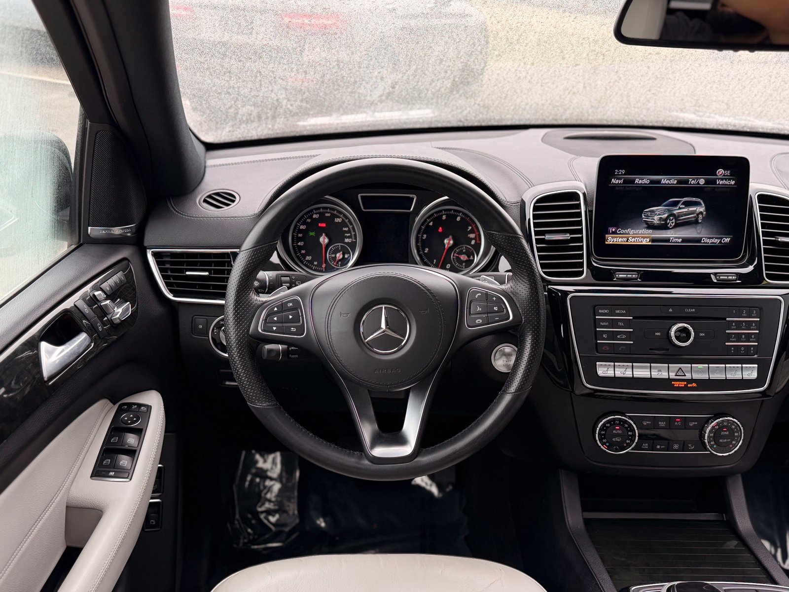 Used 2019 Mercedes-Benz GLS 450 4MATIC image 30