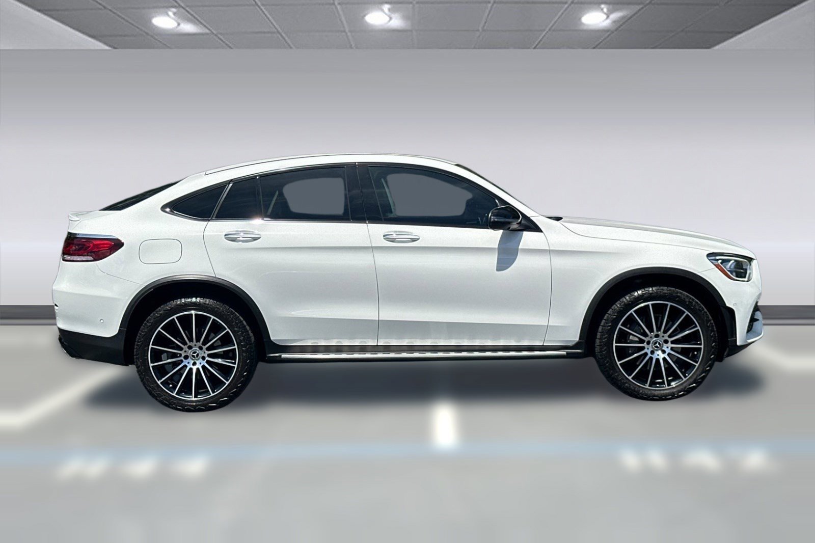 Used 2021 Mercedes-Benz GLC 300 4MATIC Coupe image 7