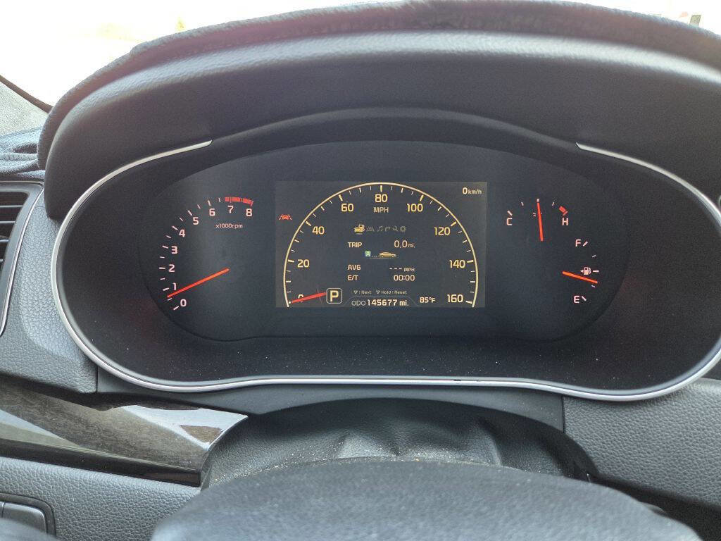 Used 2014 Kia Cadenza Premium w/ Technology Package image 16