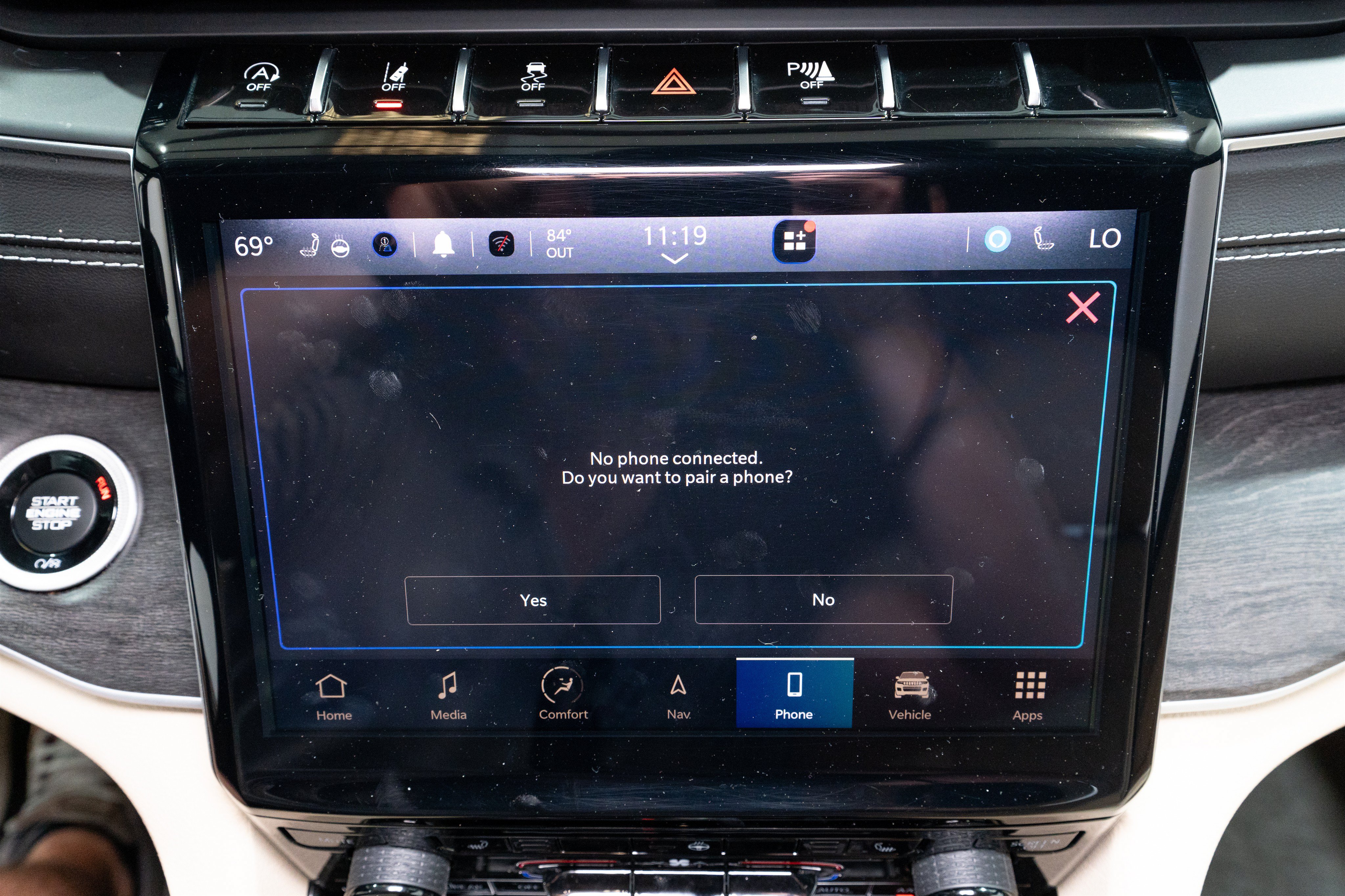 Used 2024 Jeep Grand Cherokee L Limited w/ MOPAR Finishing Package AWD/4WD image 21