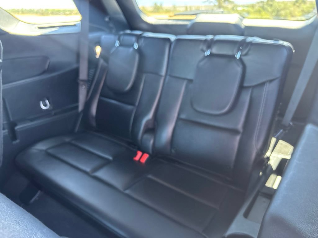 Used 2023 Ford Explorer ST w/ Equipment Group 401A AWD/4WD image 16