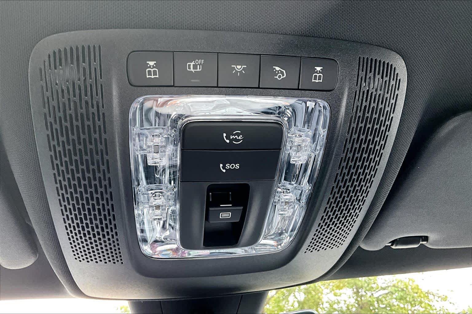 Used 2023 Mercedes-Benz CLA 250 4MATIC image 33