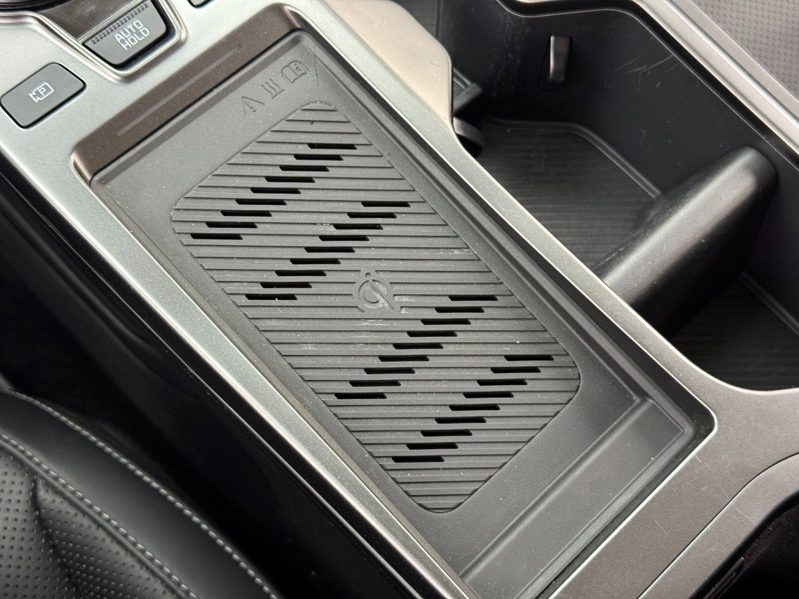 Used 2023 Kia EV6 Wind w/ Wind Technology Package AWD/4WD image 29