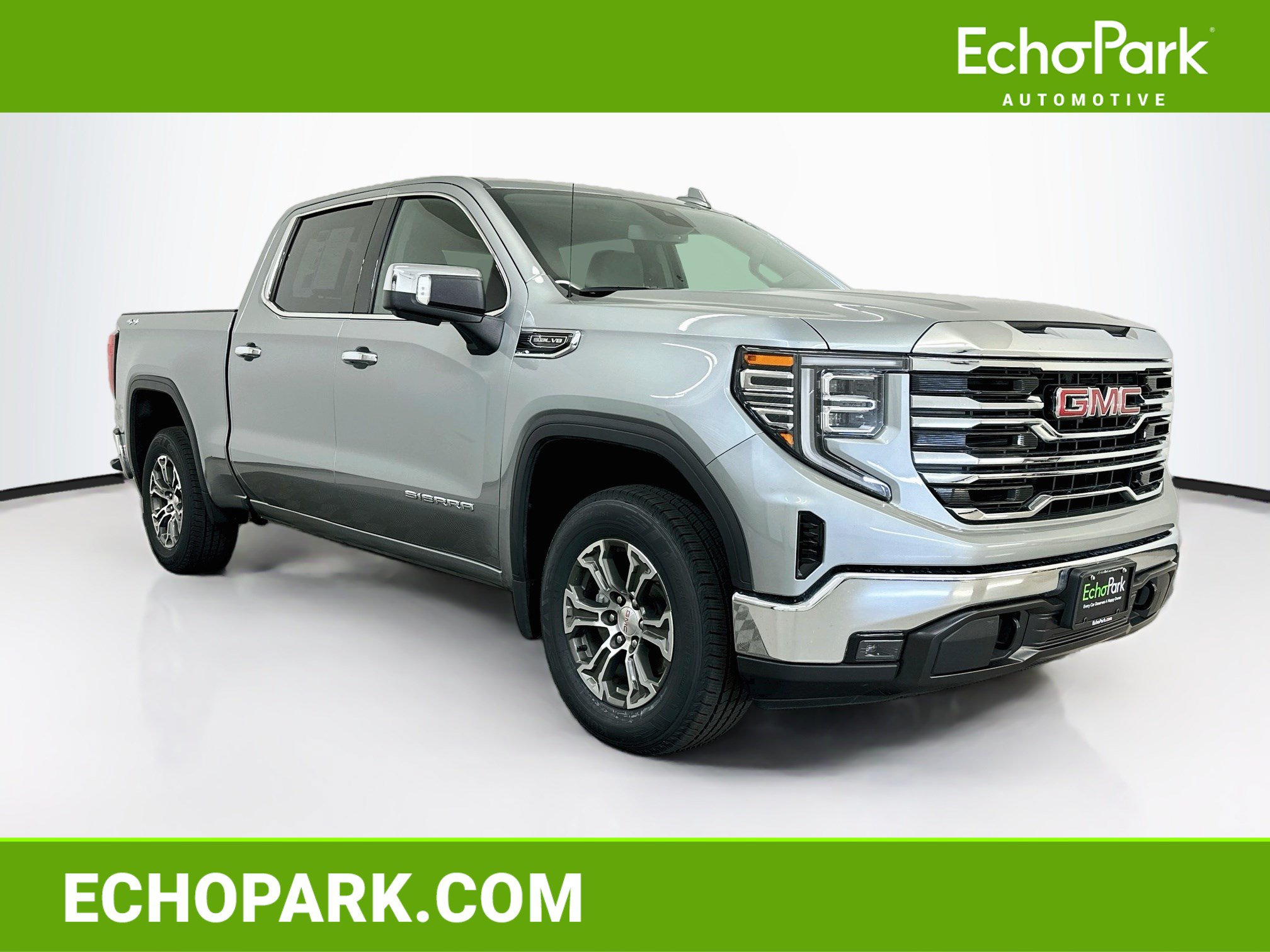 Used 2025 GMC Sierra 1500 SLT AWD/4WD image 1