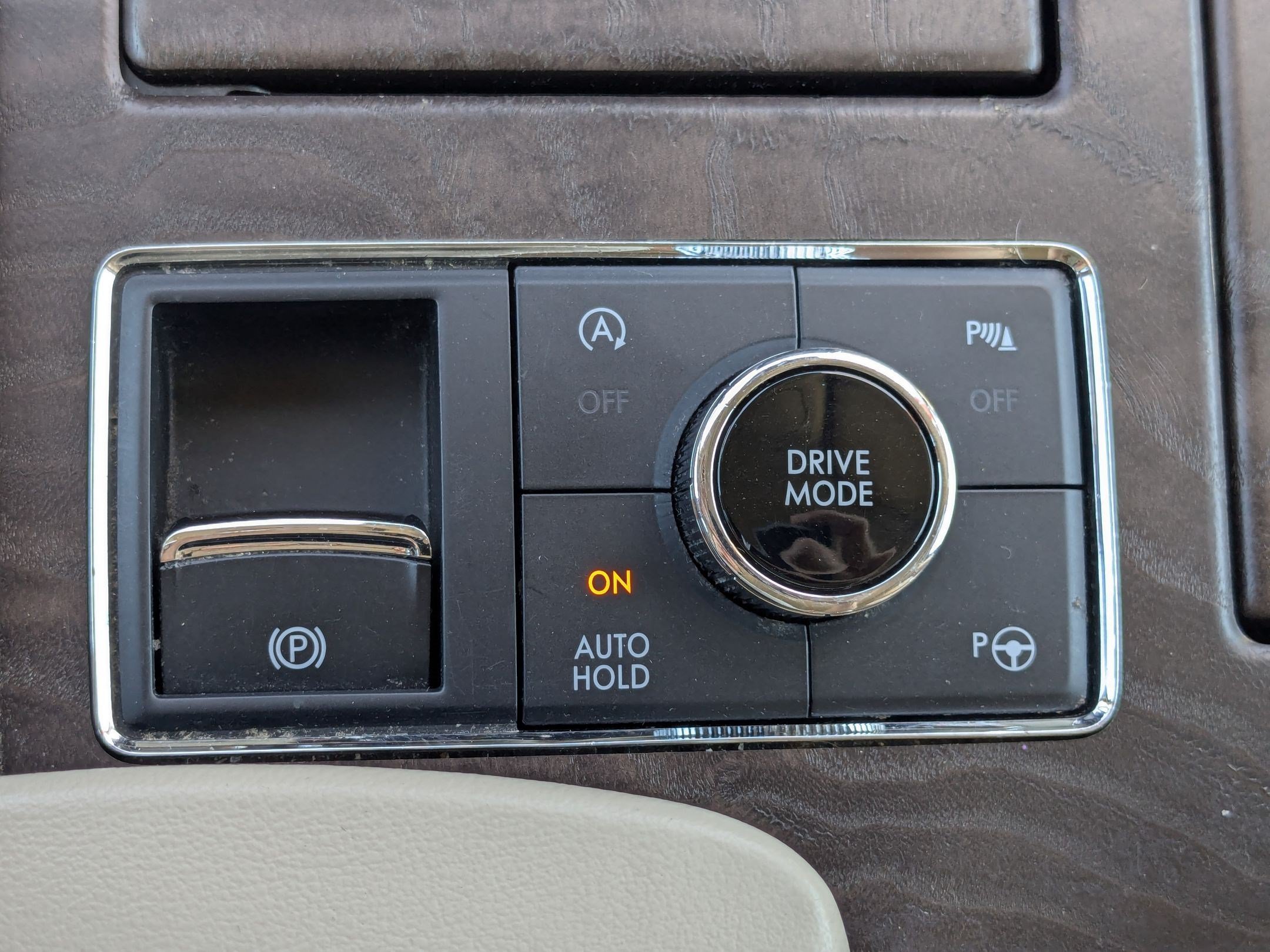 Used 2020 Lincoln Navigator Reserve w/ Luxury Package AWD/4WD image 23