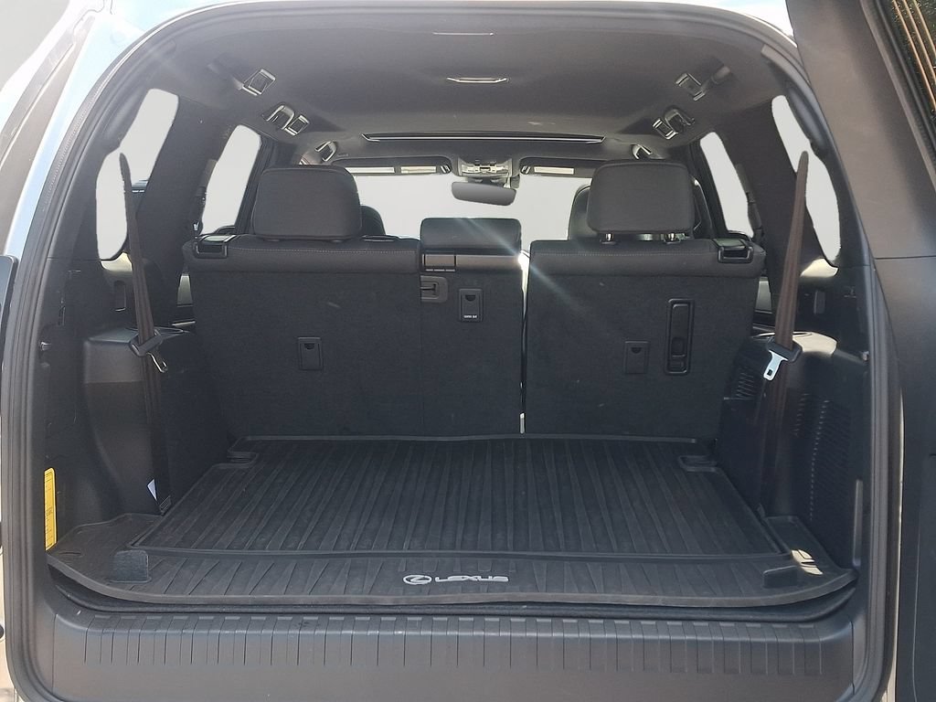Used 2023 Lexus GX 460 Premium w/ Premium Package AWD/4WD image 28