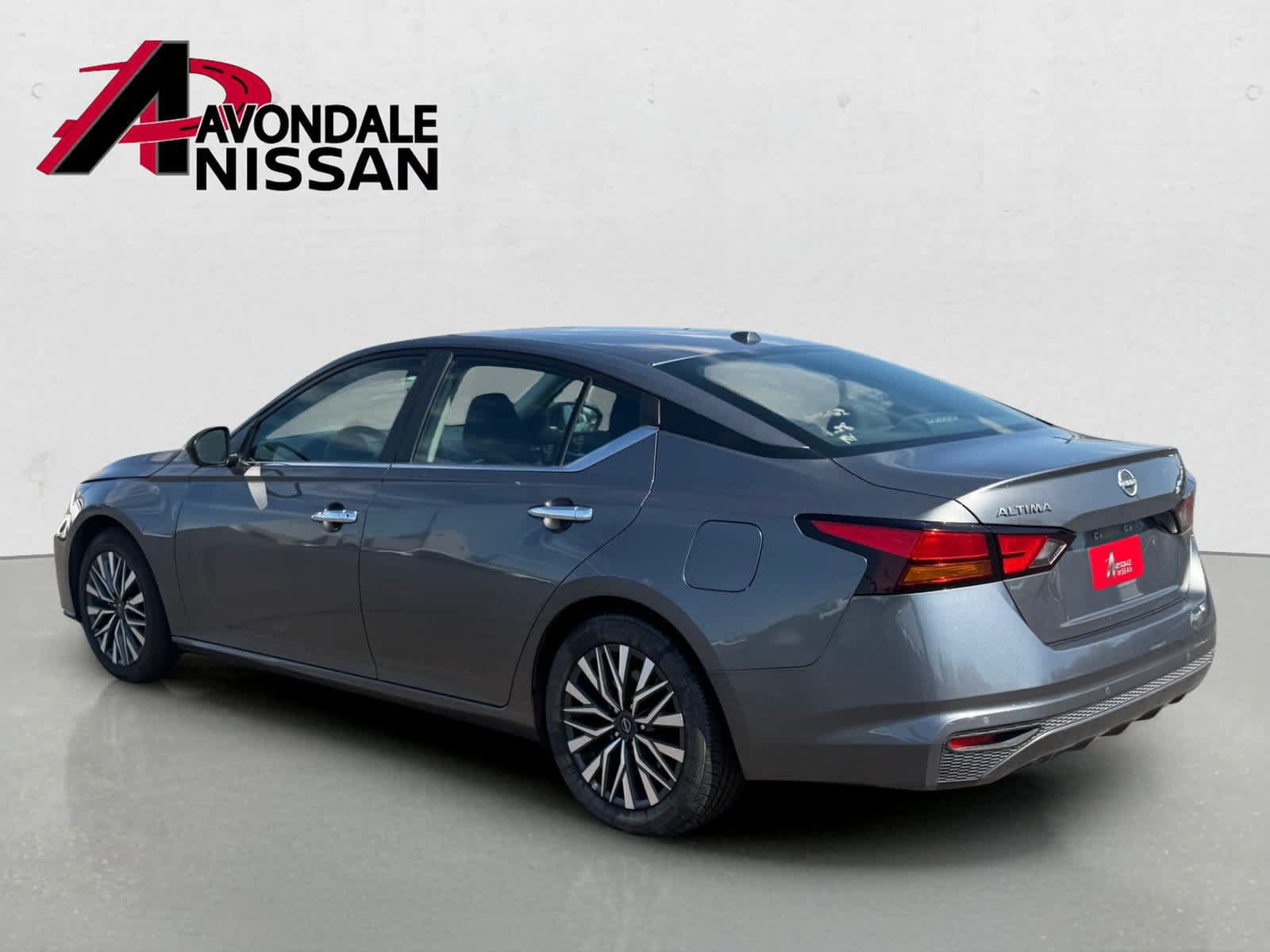 Certified 2025 Nissan Altima 2.5 SV FWD image 3