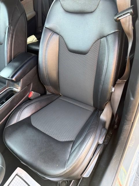 Used 2024 Jeep Compass Latitude AWD/4WD image 15