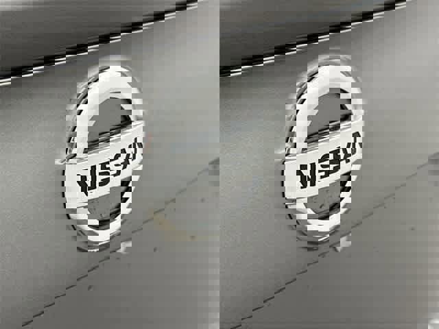 Used 2022 Nissan Rogue Sport SL w/ Premium Package image 28