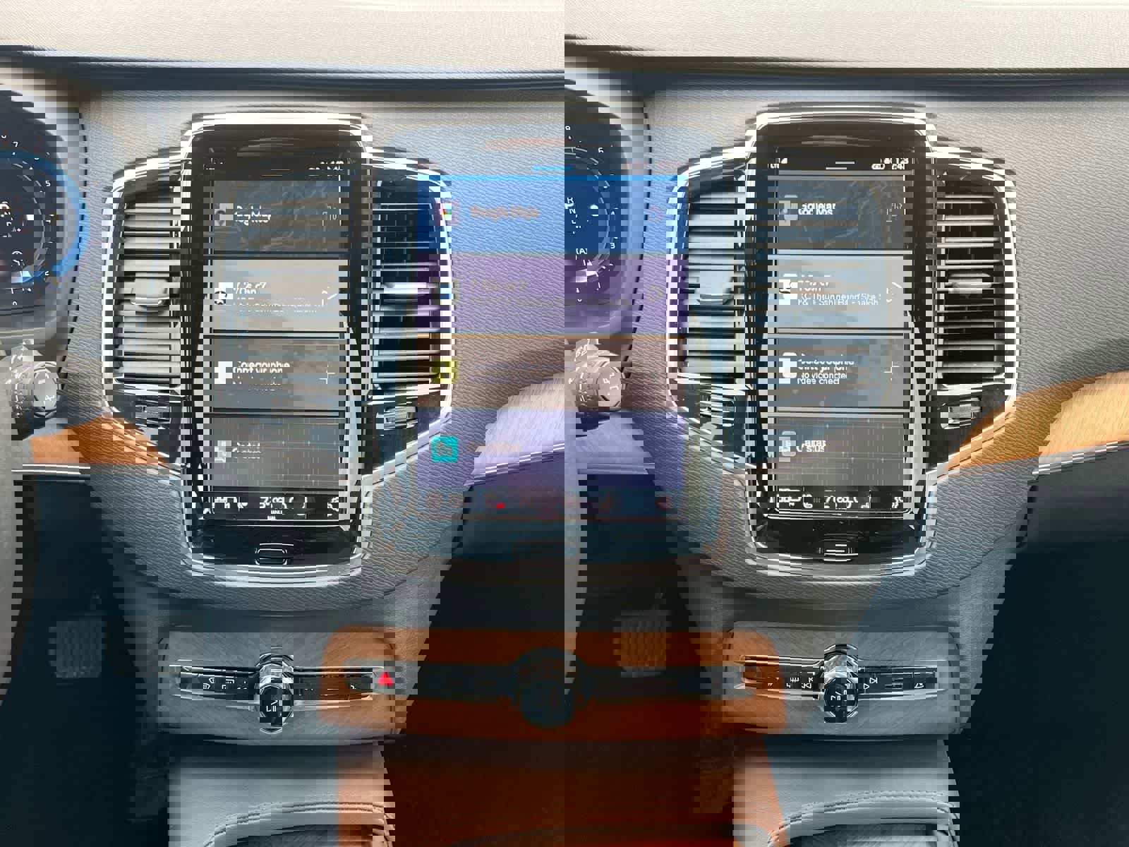 Used 2023 Volvo XC90 B6 Plus w/ Protection Package Premier image 26