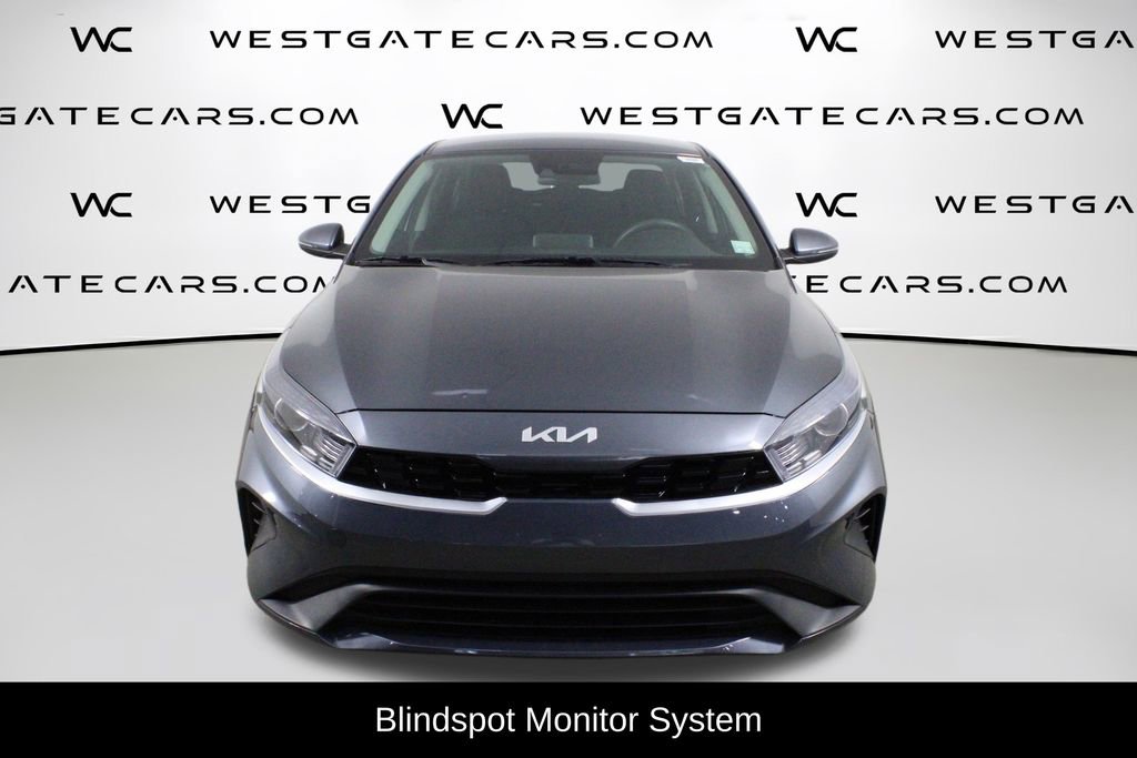 Used 2023 Kia Forte LXS w/ LXS Technology Package image 4
