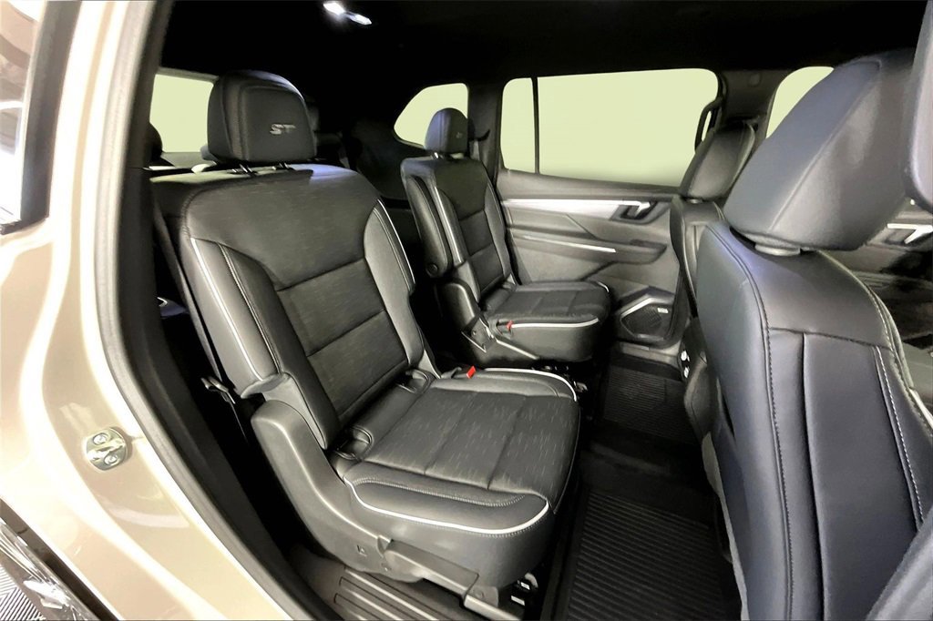 New 2026 Buick Enclave Sport Touring w/ Super Cruise Package image 11