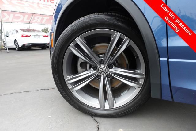 Used 2019 Volkswagen Tiguan SEL R-Line image 10