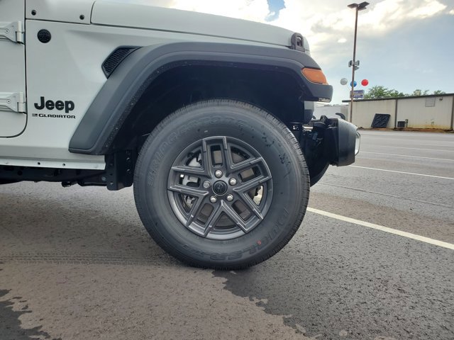 New 2025 Jeep Gladiator Sport AWD/4WD image 5