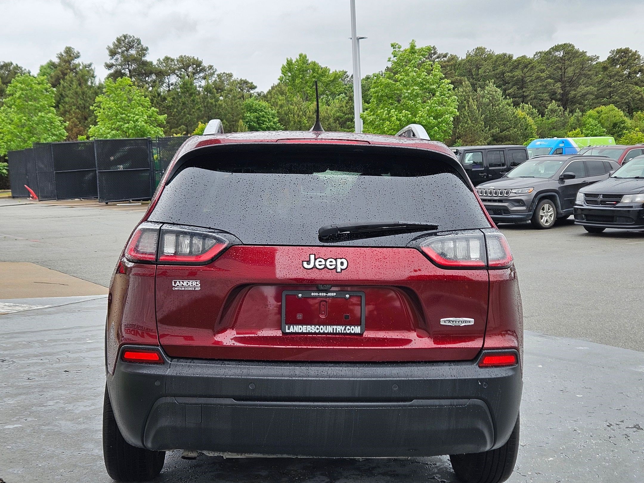 Used 2019 Jeep Cherokee Latitude Plus FWD image 6