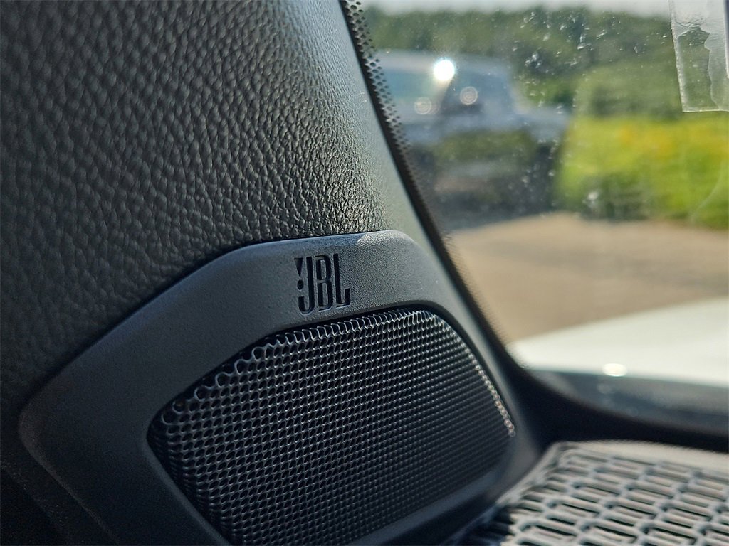 New 2025 Toyota Tacoma SR5 image 15