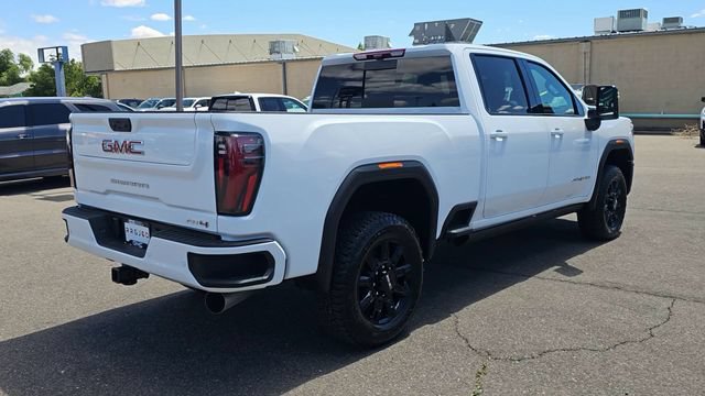 New 2026 GMC Sierra 2500 AT4 w/ AT4 Premium Plus Package AWD/4WD image 9
