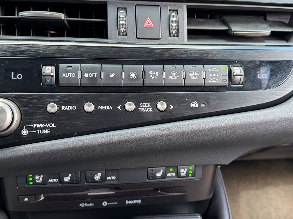 Used 2022 Lexus ES 350 350 w/ Premium Package image 21