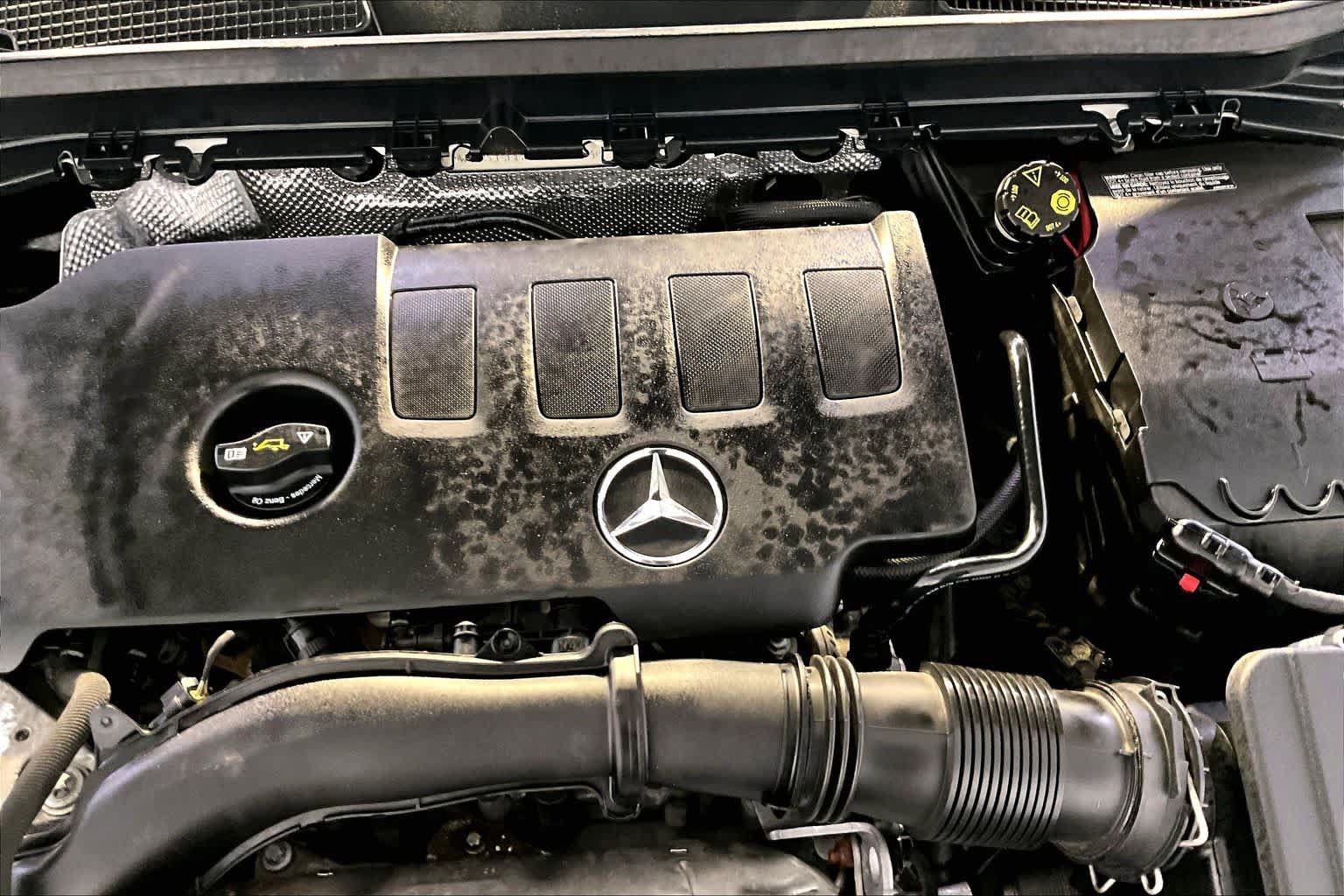Used 2021 Mercedes-Benz CLA 250 4MATIC image 31