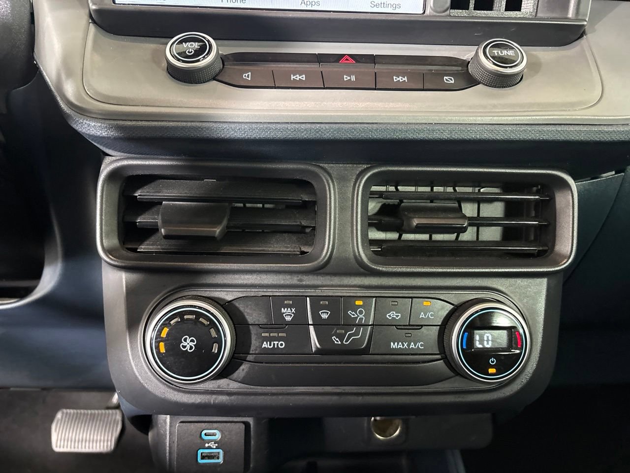 Used 2022 Ford Maverick XL FWD image 18