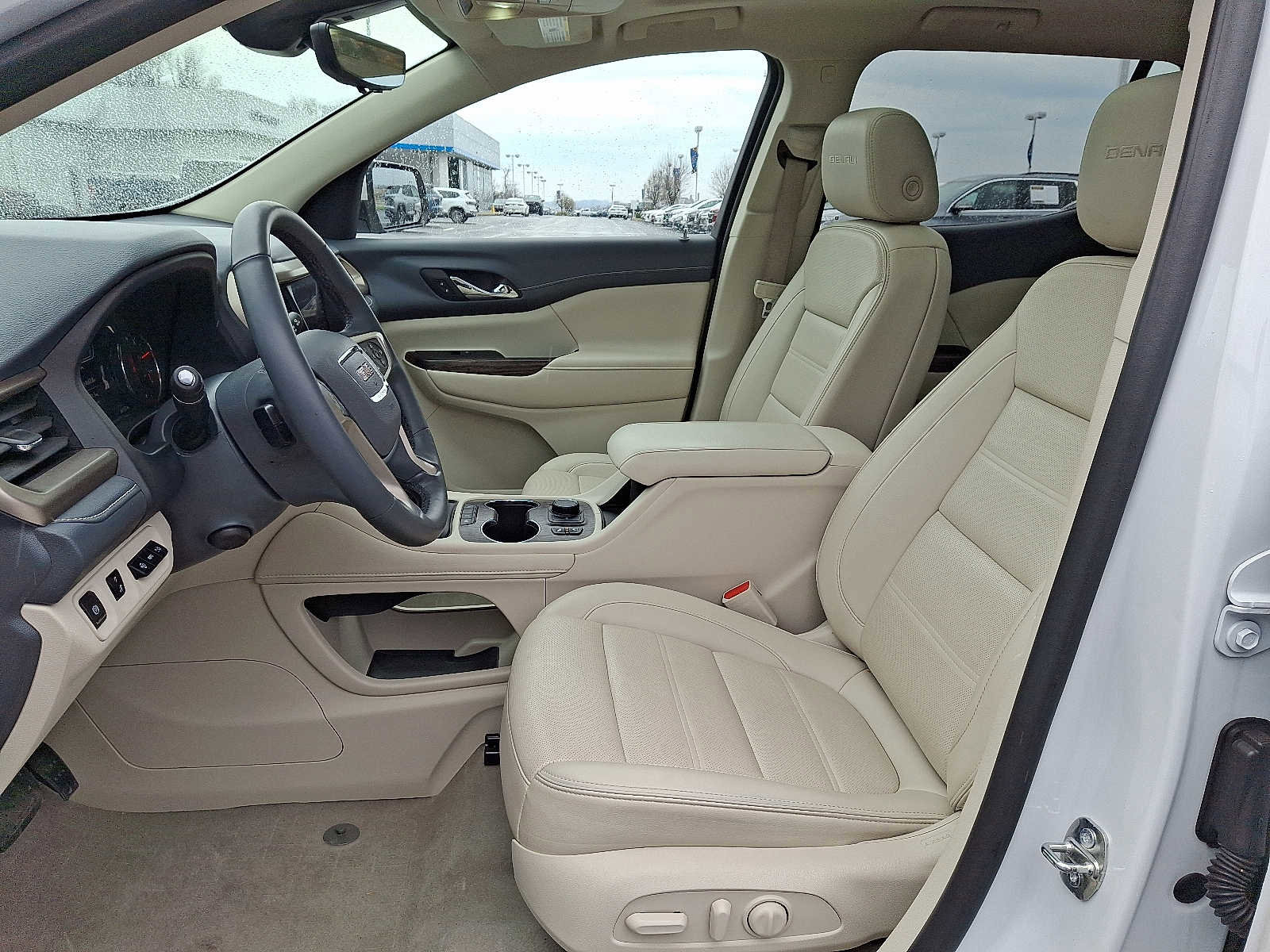 Used 2023 GMC Acadia Denali w/ Denali Ultimate Package image 14