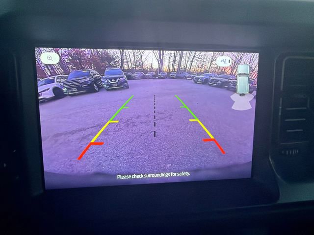 Used 2025 Ford Bronco Badlands image 32