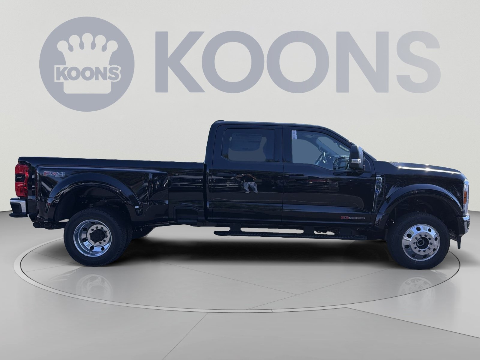 New 2027 Ford F450 XLT w/ 360-Degree Camera Package AWD/4WD image 8