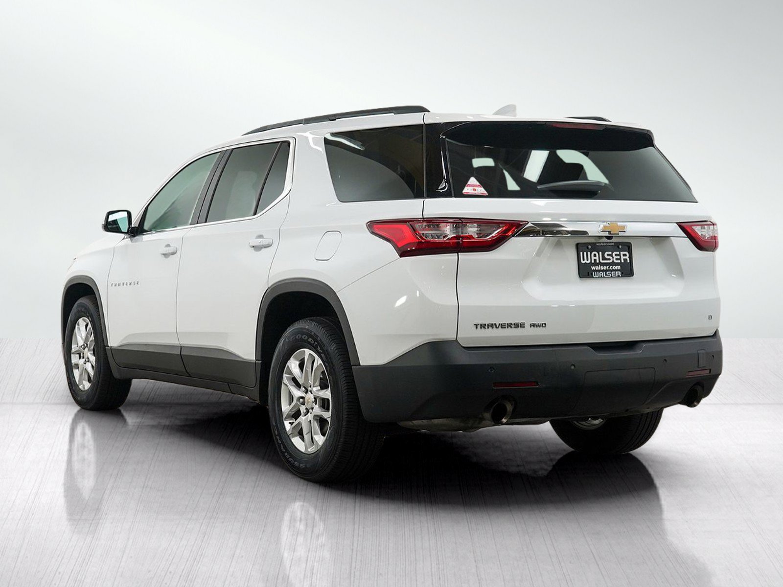 Used 2019 Chevrolet Traverse LT AWD/4WD image 3