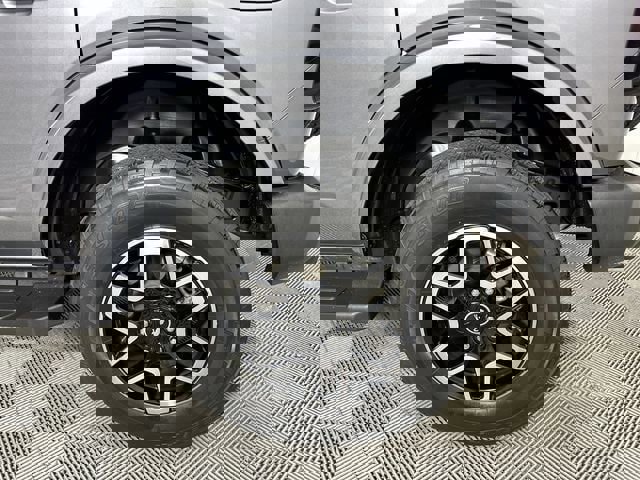 Used 2022 Ford Bronco Outer Banks image 33