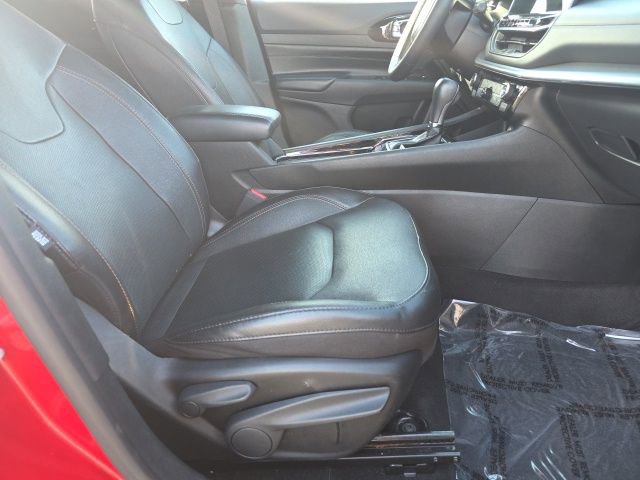 Used 2023 Jeep Compass Limited image 19