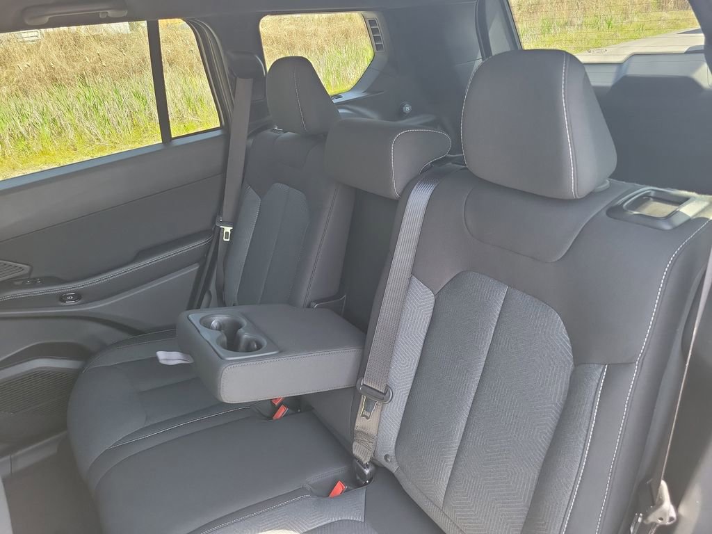 New 2026 Jeep Cherokee Laredo image 31