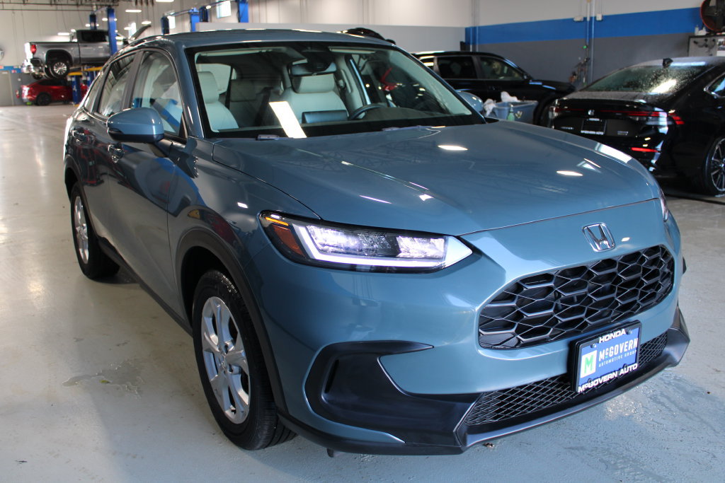 Certified 2024 Honda HR-V LX image 3