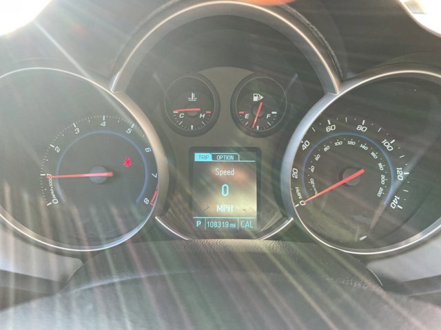 Used 2014 Chevrolet Cruze LS FWD image 16