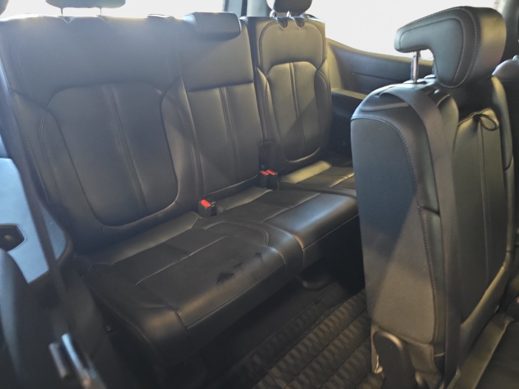 Used 2023 Jeep Wagoneer 4WD image 16
