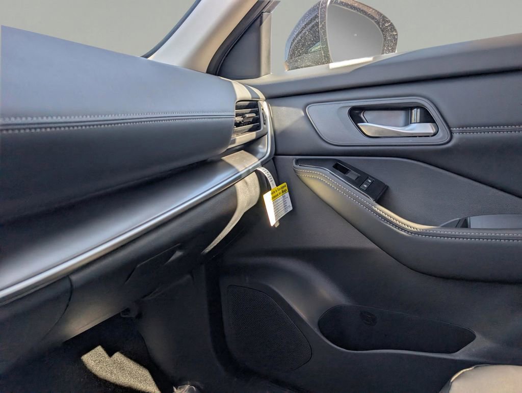 New 2026 Nissan Rogue SV image 30