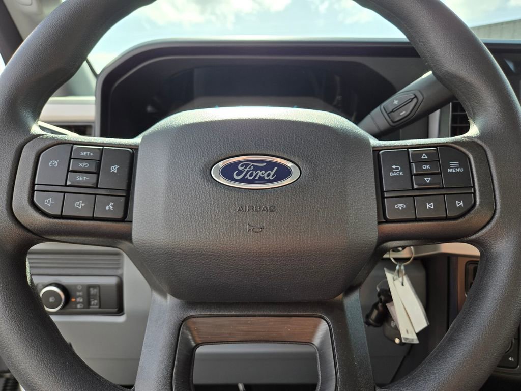 New 2026 Ford F350 XLT image 21